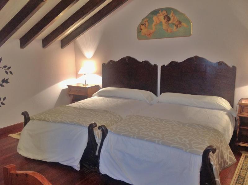 Quadruple Room image 3