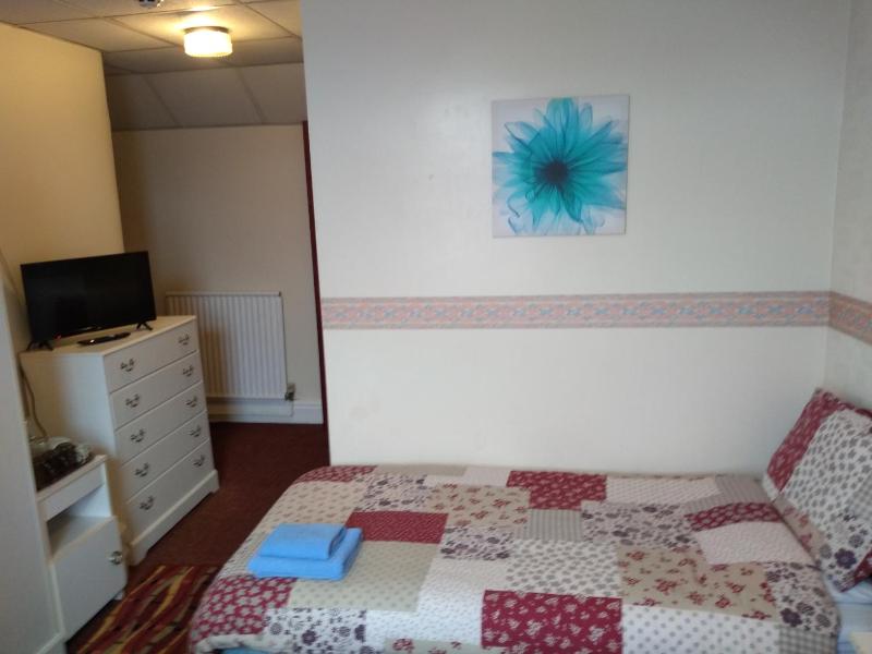 Triple Room image 4