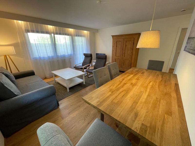 One-Bedroom Apartment image 4