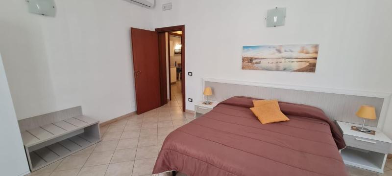 One-Bedroom Apartment image 2