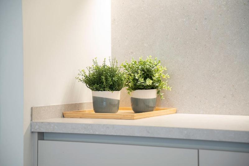 Studio (2 Adults) image 3