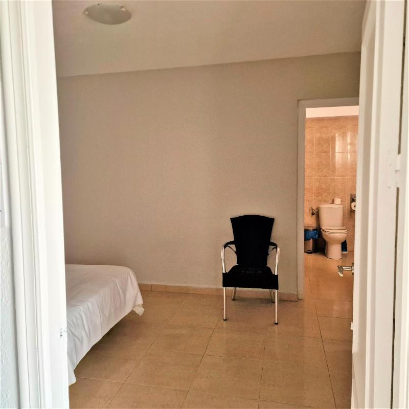 Double Room with Wheelchair accessible image 4