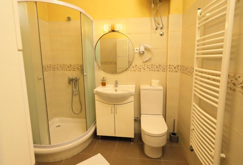 Deluxe Double Room image 4