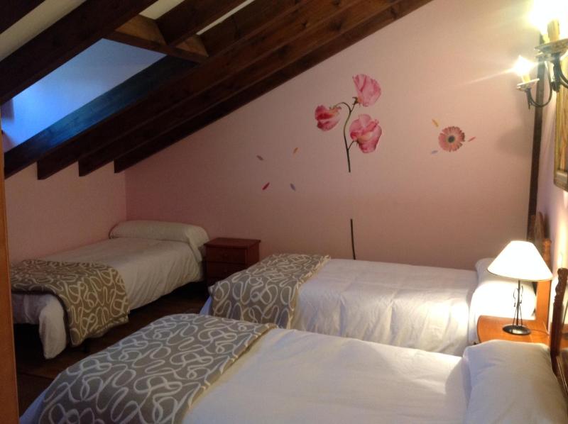 Triple Room image 3
