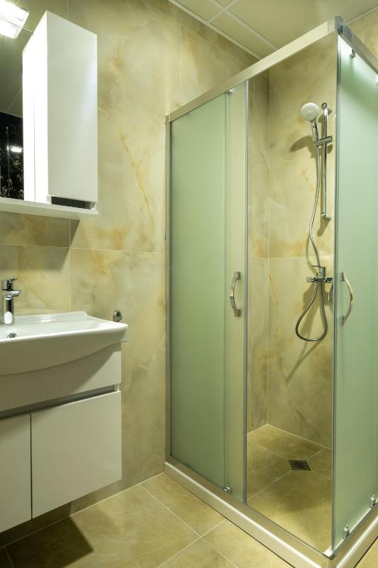 Studio Apartment image 2