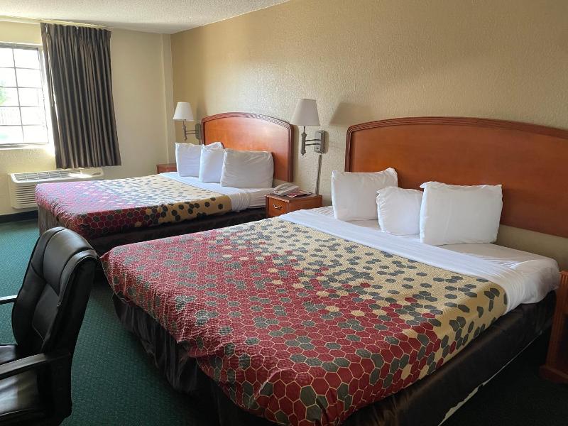 King Room with Two King Beds - Non-Smoking image 3