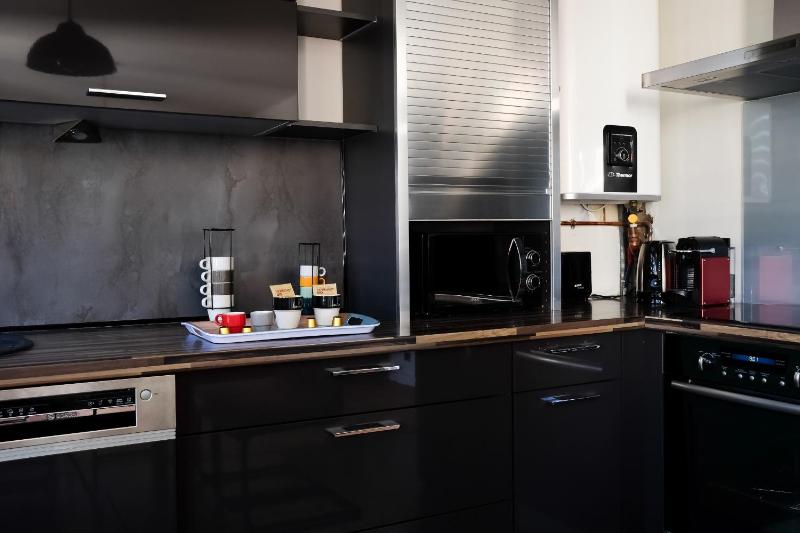 Leonardo lovely flat 2 rooms with AC - image 24