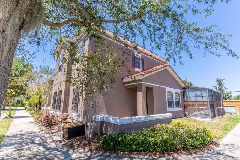 4552 Bella Vida 2 - image 12