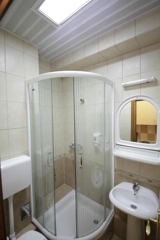 One-Bedroom Apartment with Balcony and City View (3 Adults) image 3