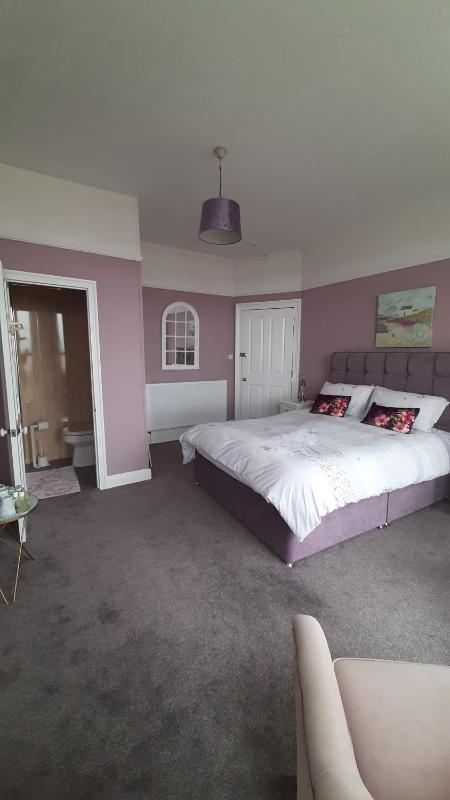Deluxe Double Room with Sea View image 4