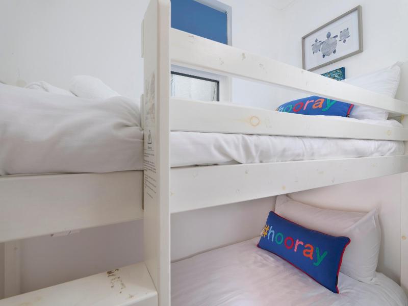 Saltwater Cottage - image 23