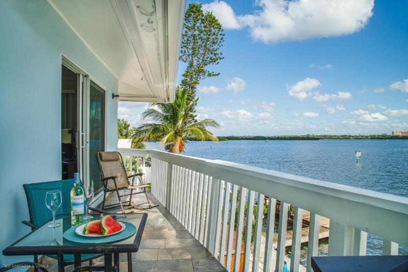 Coastal Breeze Siesta (D) - Pelican - image 33