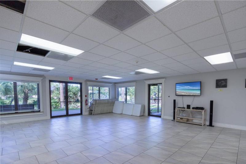 Yellow Pine Villa - image 35