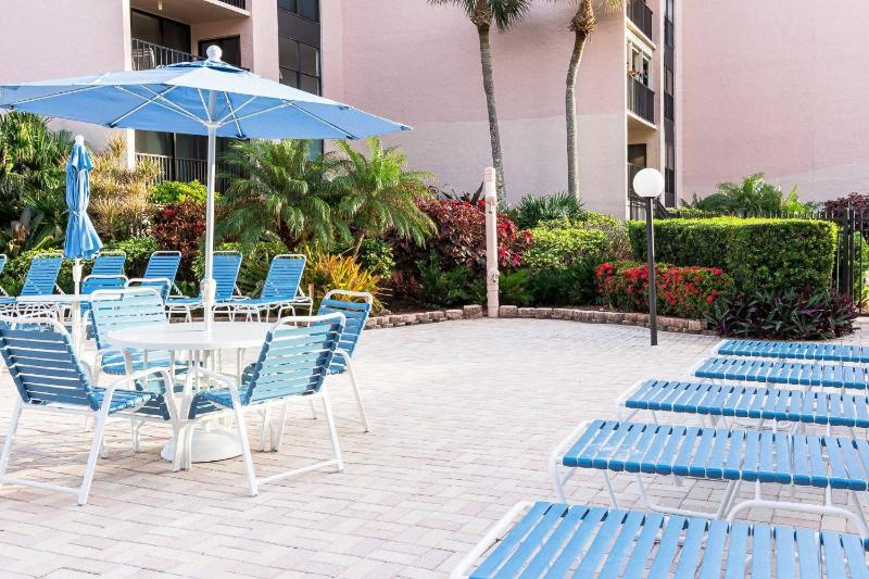 Siesta Breakers With Ocean Views 5th Floor - image 6
