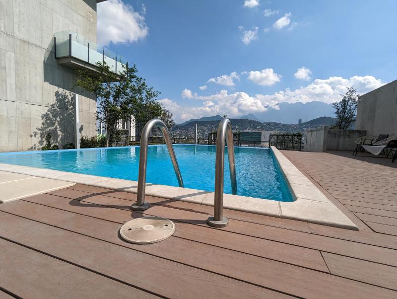 Luxury Loft Monterrey City Living at Landmark High Rise - image 16