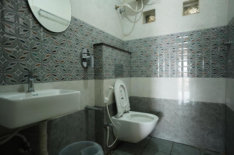 Castle Suites by Haven Homes Kempegowda International Airport road - image 5