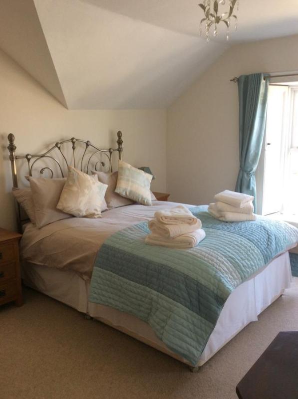 Deluxe Double Room image 4