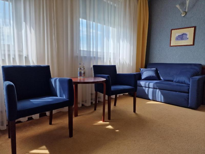 Superior Double Room image 4
