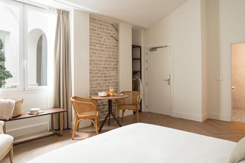 Mylu Suites by Puerta Catedral - image 8