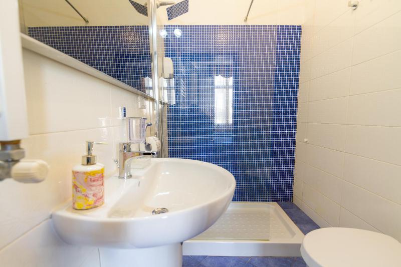 Superior Quadruple Room image 2