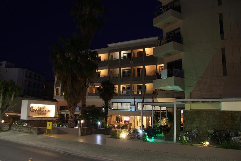 Saint Constantine Hotel - image 30