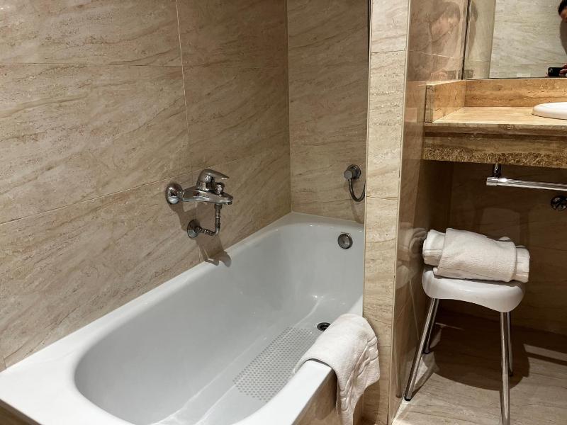 Standard Room with Free Breakfast image 1