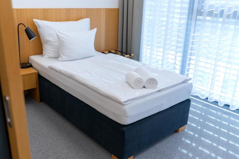 Deluxe Single Room image 1