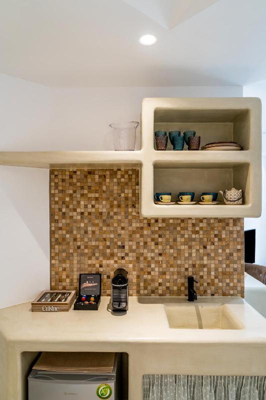 Standard Suite image 3