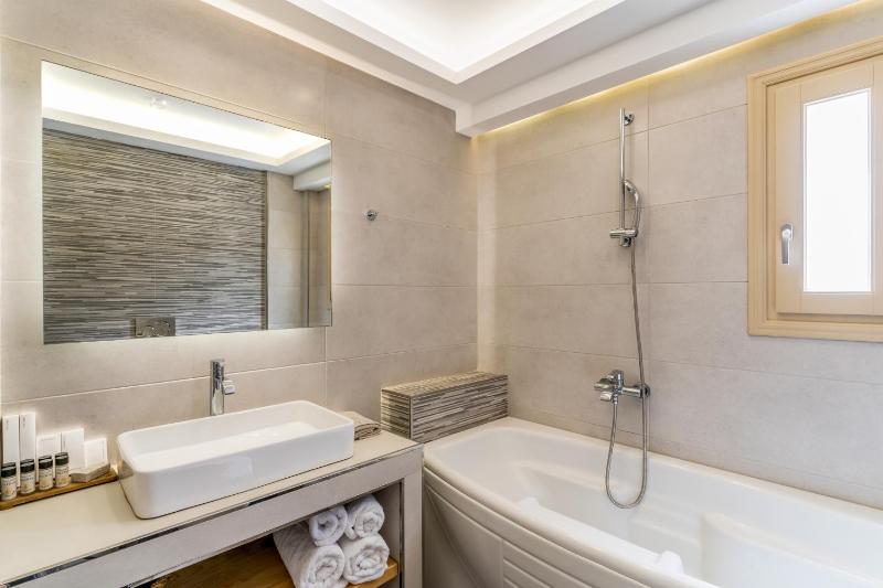 Executive Suite image 3