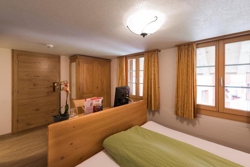 Single Room image 4