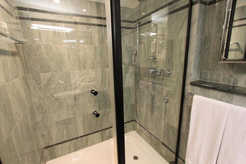 Standard Suite with Sofa image 3