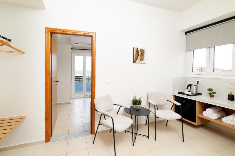 Suite one bedroom with Sea View image 4