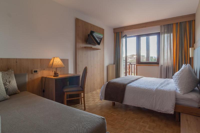 Superior Double or Twin Room image 3