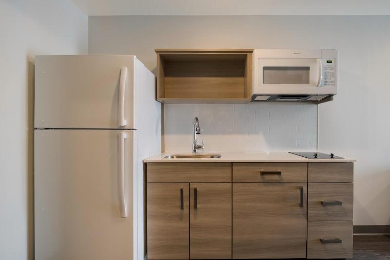 QUEEN SUITE image 1