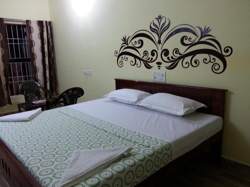 Silver Moon Guest House - image 2