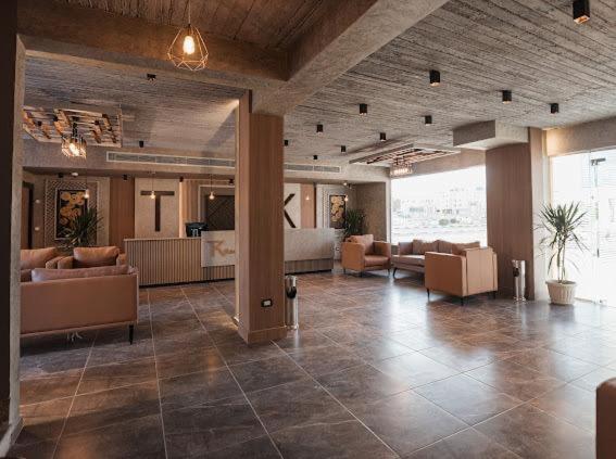 TK Suites - image 8