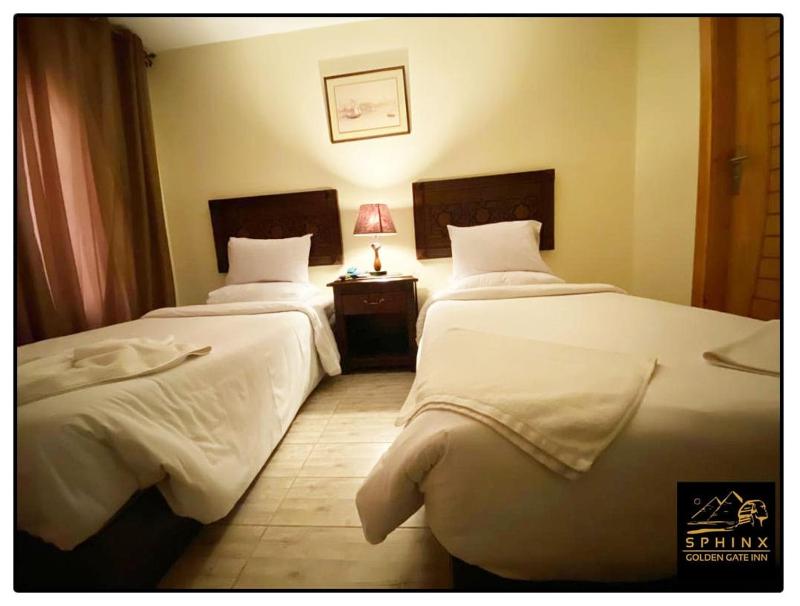 Double or Twin Room with City View image 4