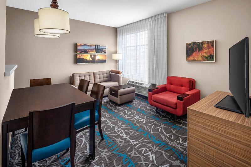 Two-Bedroom Suite image 1