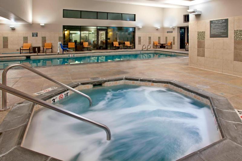 Residence Inn by Marriott Portland Airport at Cascade Station - image 16