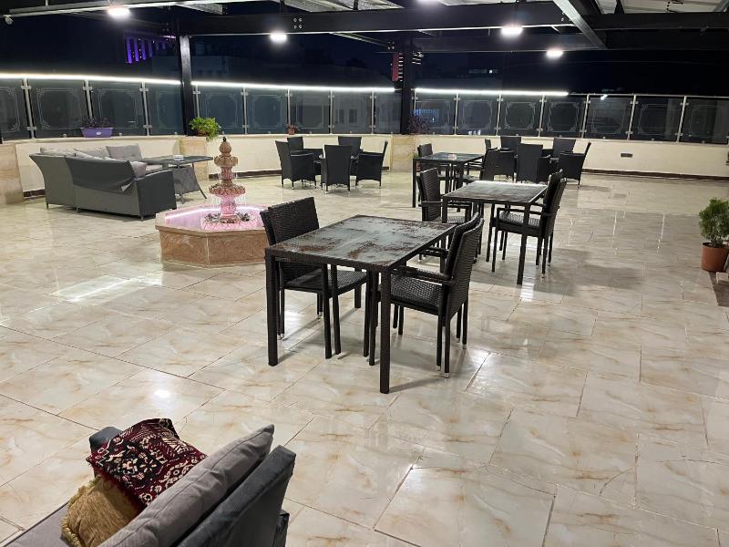Suzan Hotel Apartments - image 4