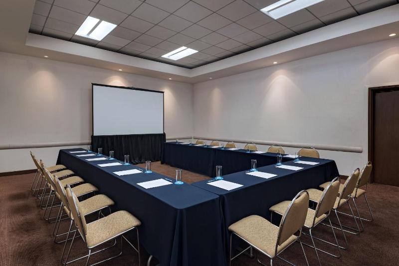 Four Points by Sheraton Galerias Monterrey - image 37