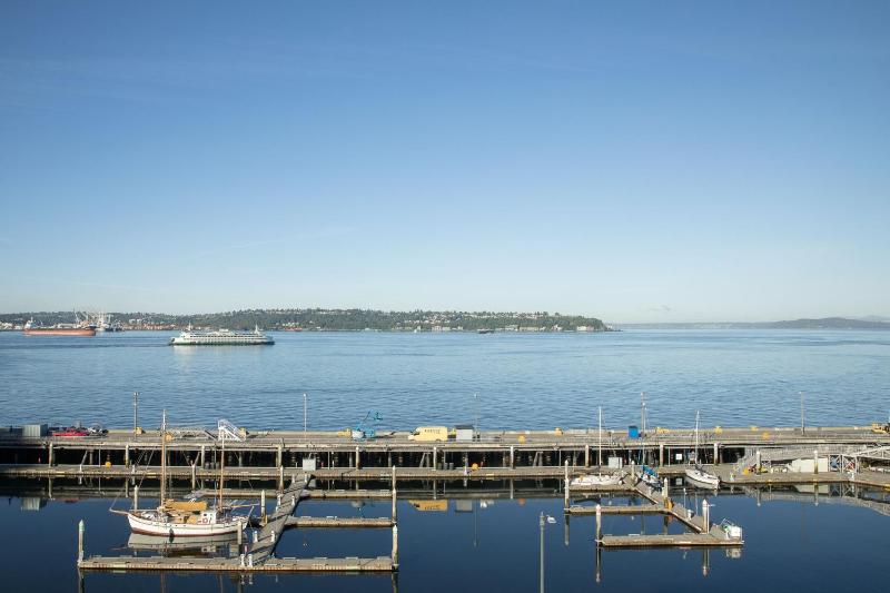 King Room - Waterfront image 4