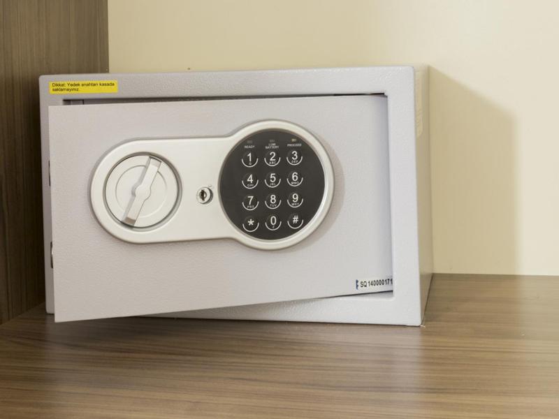 Luxury Triple Room image 2