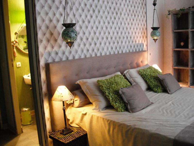 Standard Double Room image 2