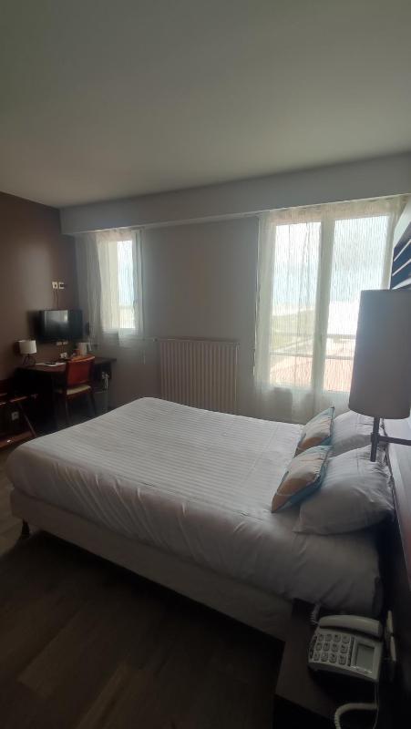 Double Room - Disability Access image 2
