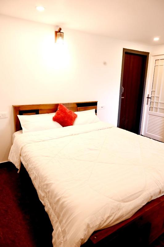 Moonglade Service Villa - image 1