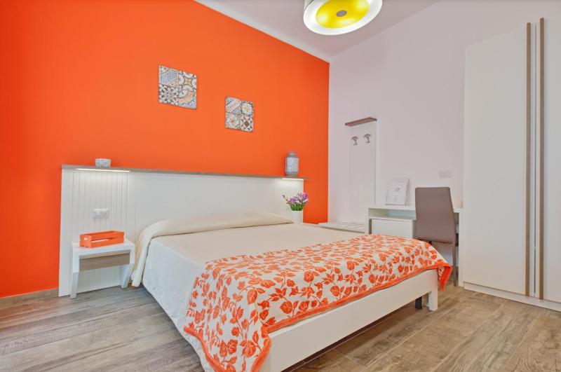 Double Room with Balcony image 3