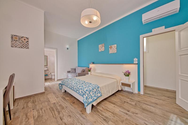 Superior Triple Room image 1