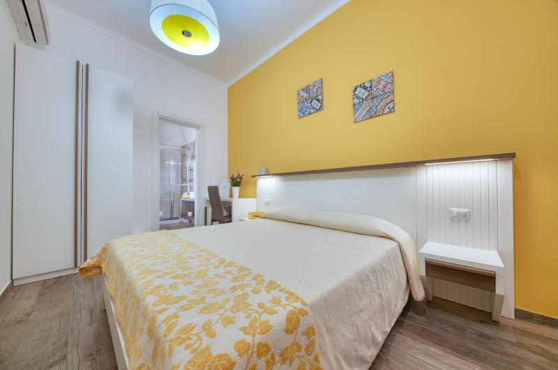 Economy Double Room image 1