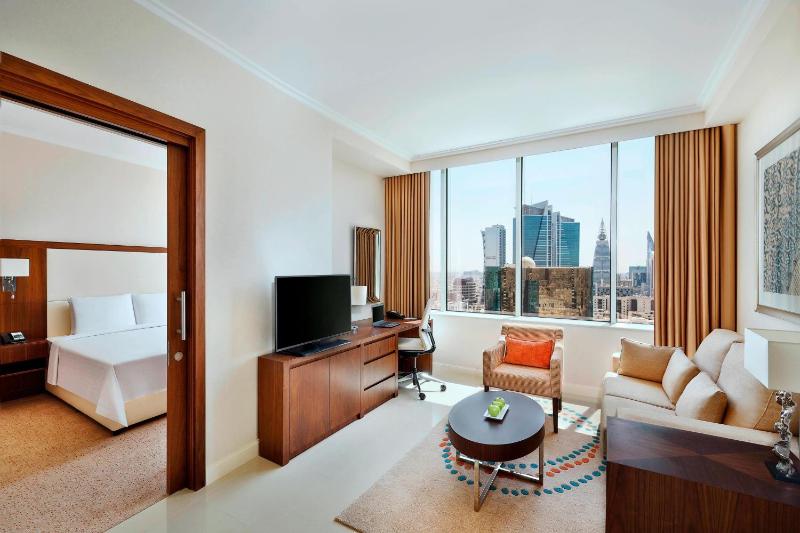 Junior King Suite with Sofa Bed